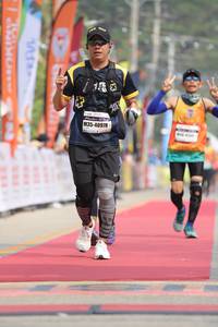 BIB: 40978
                            <button type="button" onclick="openModal(8215251)" class="btn btn-primary btn-sm float-right btn-popup" data-toggle="modal" data-target=".modal-high-quality">
                        <i class="fas fa-shopping-cart"></i> Add to Cart
                    </button>
                                            <button type="button" onclick="isThisMe(8215251, true)" class="btn btn-success btn-sm float-right btn-popup btn-isme hidden" data-toggle="tooltip" data-placement="bottom" title="นี่คือรูปของคุณใช่ไหม คลิกที่นี่เพื่อเอาเข้าอัลบั้ม">
                        <i class="fas fa-plus"></i> Add to album
                    </button>
                    <button type="button" onclick="isThisMe(8215251, false)" class="btn btn-warning btn-sm float-right btn-popup btn-isnotme hidden">
                        <i class="fas fa-ban"></i> Remove from album
                    </button>